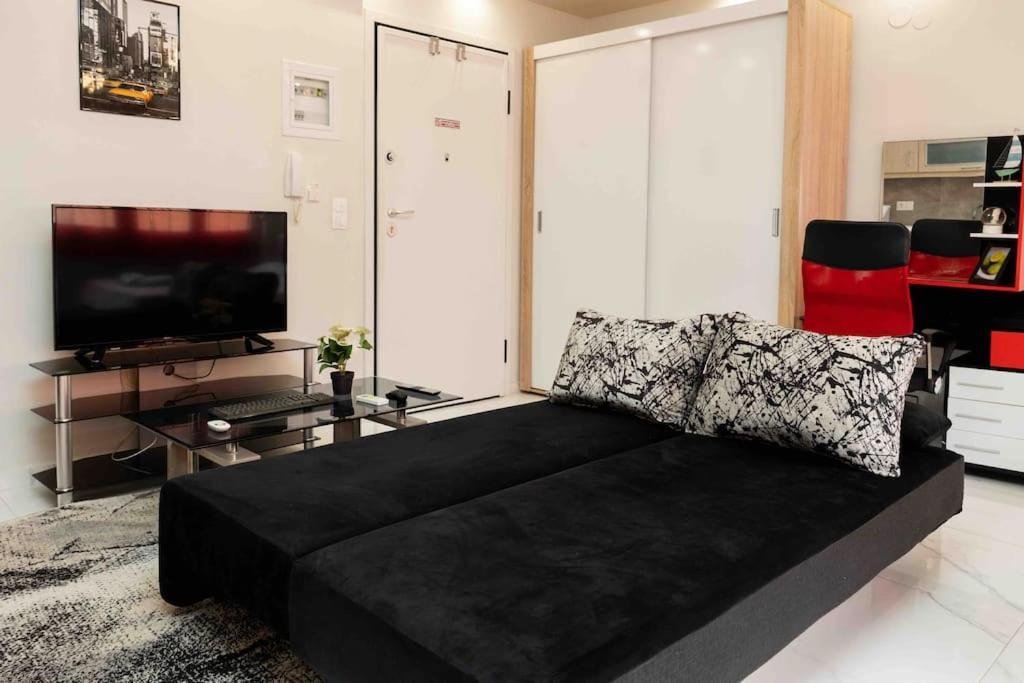 Luxury Studio In Downtown テッサロニキ エクステリア 写真